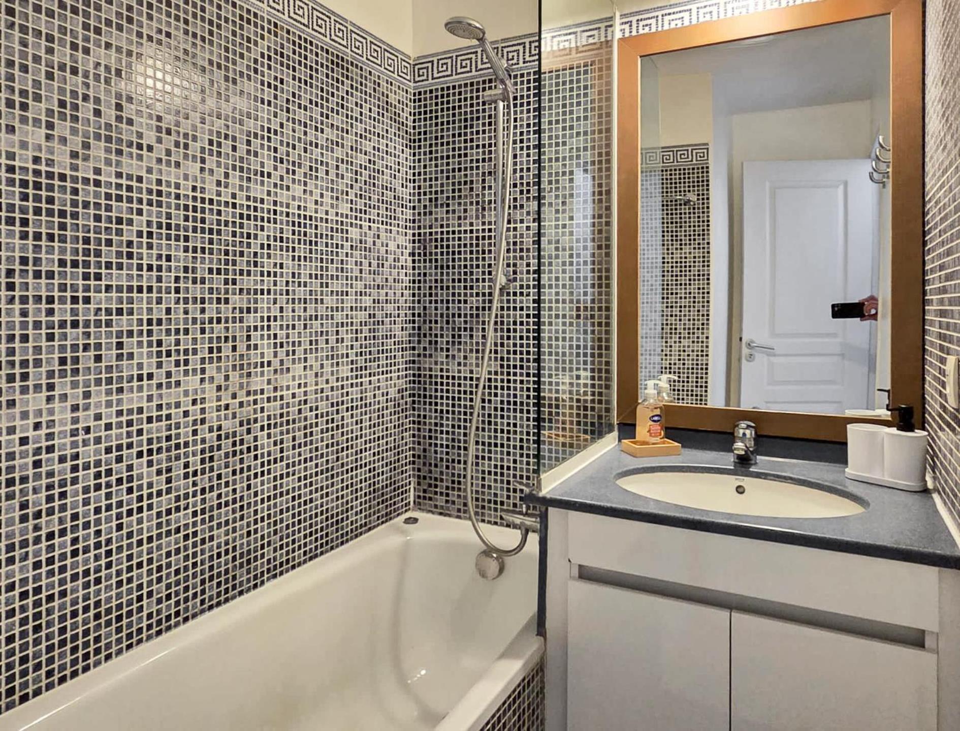 Le 468 - Balcon Vue & Piscine Apartment Cannes